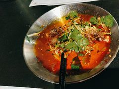-后街佬·炭火鲜鱼杂(南城店)