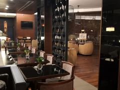 -杭州西湖艺联君亭酒店(黄龙体育中心地铁口店)