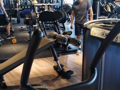 -威尔仕健身会所(古北1699店)
