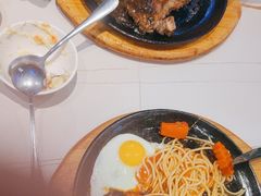 -豪享来牛排(人民店)
