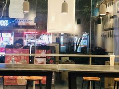 -喜茶(上海打浦桥日月光gelato lab+店)