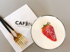 鲜奶油草莓蛋糕-CAFE'IN精品咖啡体验空间(小寨店)
