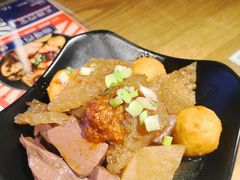 辣沙爆猪皮-無牌小范·香港明星美食