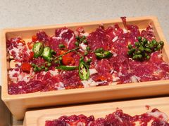 -海底捞火锅鲜切牛肉主题店(长寿路店)