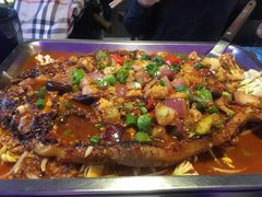 -鸣记脆皮烤鱼·海鲜烤鱼(三八广场店)