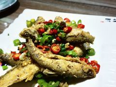 -三湘四水正宗湘菜(君峰路店)