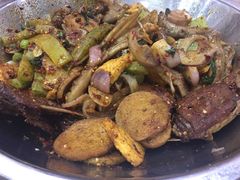 -嘎嘎鸭下巴·爆辣干锅(明教寺店)