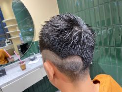 -摩登时代美发沙龙