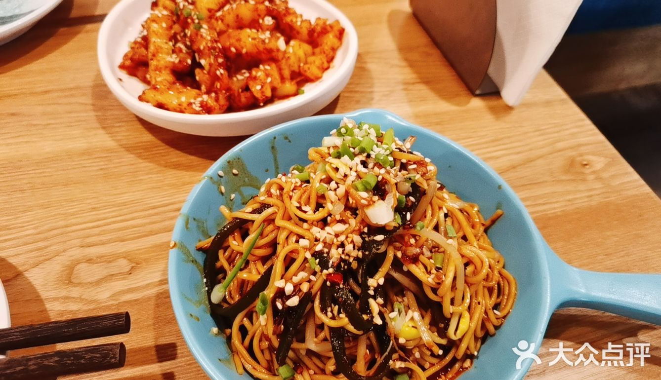 「喵十三串串香(印象城店)」在印象城四楼 「狼牙土豆