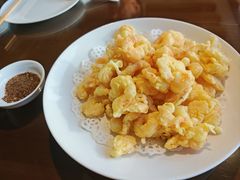 软炸虾仁-颜家菜·鲁菜世家(大明湖店)