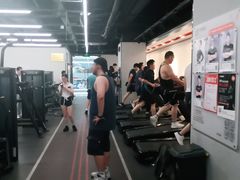 -乐刻运动健身(同曦假日百货店)
