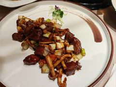 山菌葱爆雪花牛肉-尚一汤·粤菜海鲜(环球港店)