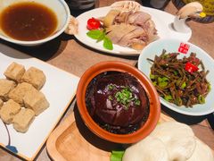 干菜焖肉-香园茶社·金陵小灶(老门东店)