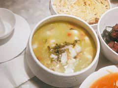 -雀蓝川菜(奥体广场店)