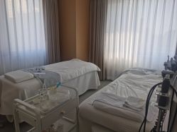 -康美贞·痘肌养护管理中心