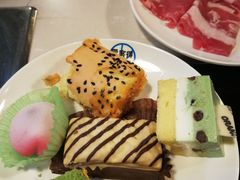 -爱客得牛排海鲜烤肉·火锅自助(春熙路黑金好店)