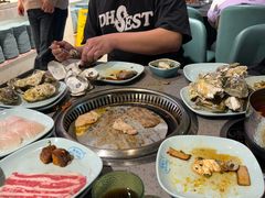 -金滏山·烤肉海鲜火锅自助(襄阳万达店)