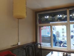 -蓝田九大碗民俗食府(蓝田店)
