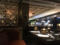 -半岛翡丽海鲜自助餐厅(观风亭店)