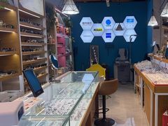 -BUTF美惠眼镜(天通苑万优汇店)