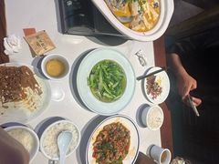 -桐湾大院·桐庐菜(滨江店)