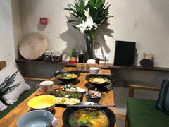 -八月美食小馆(银泰城总店)