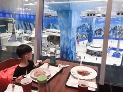 -长沙湘江冰雪世界