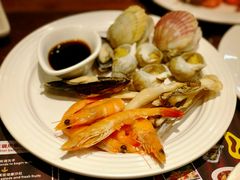 -四海一家自助餐(益田假日广场店)