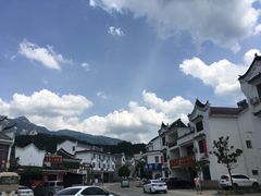 -罗田大别山峡谷漂流