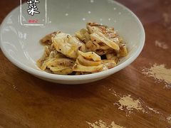 -胡成记口蘑龙眼包子(盐道街店)