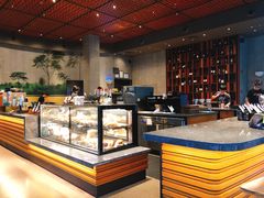 面包甜点陈列柜-星巴克(深圳石岩星城店)