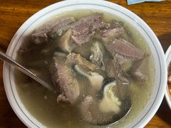 -汤锅大王(新平曹苏黄牛汤锅有限公司)