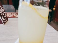 -康师傅私房牛肉面(马泉营奥莱店)