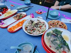 -拾光音乐餐酒吧(告庄星光夜市店)