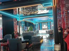 -屋有岛沉浸游戏旗舰店(中山公园店)