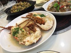 清蒸大龙虾-鑫悦楼煎蟹·16年海鲜大排档