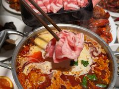 -金马门国际美食百汇(珞喻路店)