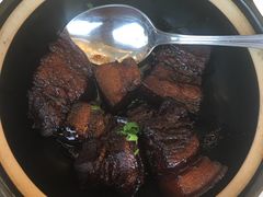 -山明水秀大饭店