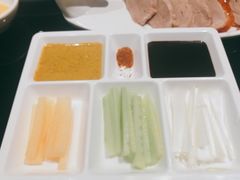 -皇城根·烤鸭·鱼头·家常菜(欧亚大观乐活城店)
