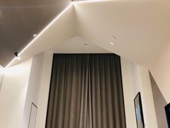 -上海虹桥中心爱琴海亚朵S酒店