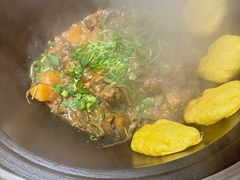 -锅老头海鲜铁锅炖