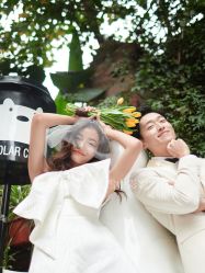 -雪中彩影婚纱摄影·微光艺术中心