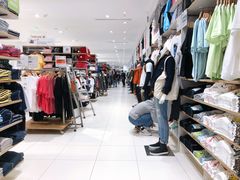 -优衣库(红谷滩万达店)