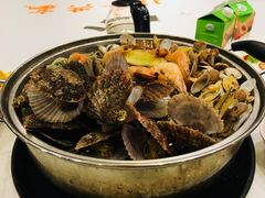 -老船夫婚宴婚庆会馆(延吉路店)