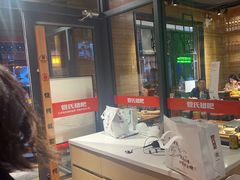 -管氏翅吧(护国寺店)