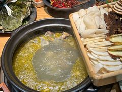 -一朵菌·野生菌探索家火锅(南亚店)
