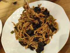 -肘子酥·天津菜·特色捞面(德云社店)