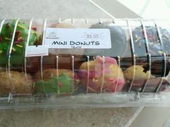 -Winchell's Donuts House
