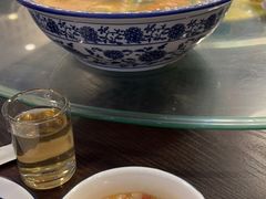 疙瘩汤-内蒙联营烧麦 草原石榴红(护国寺店)