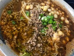 豌杂小面-丁丁猫重庆小面(徐州路店)